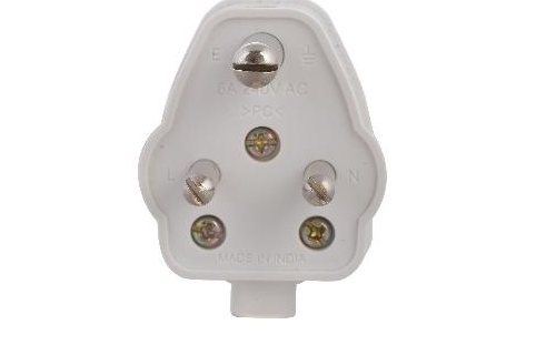 Anchor 6A 3 pin plug top 240V AC